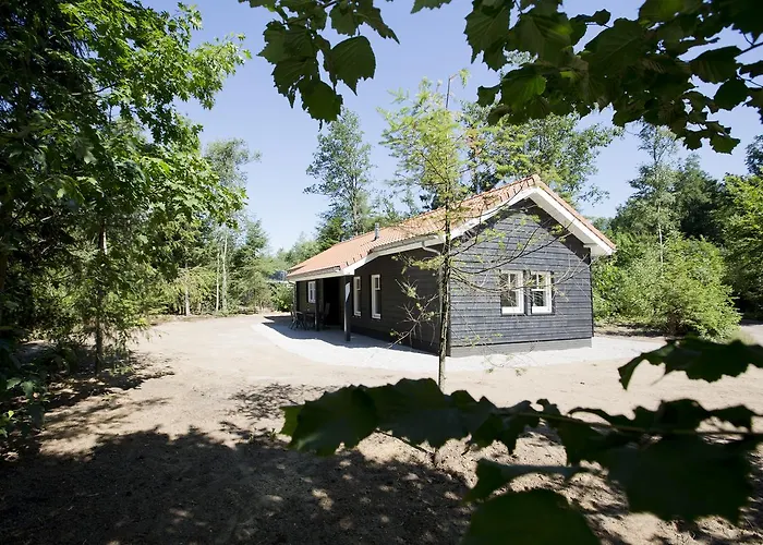 Semesterbostad Bok's Bungalowpark *