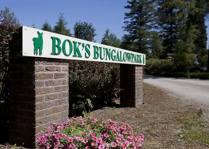 Bok's Bungalowpark בית נופש *